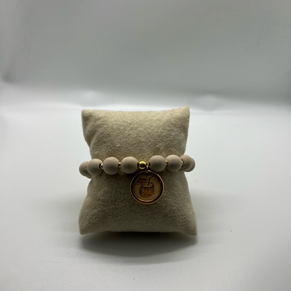 Coconut bracelet